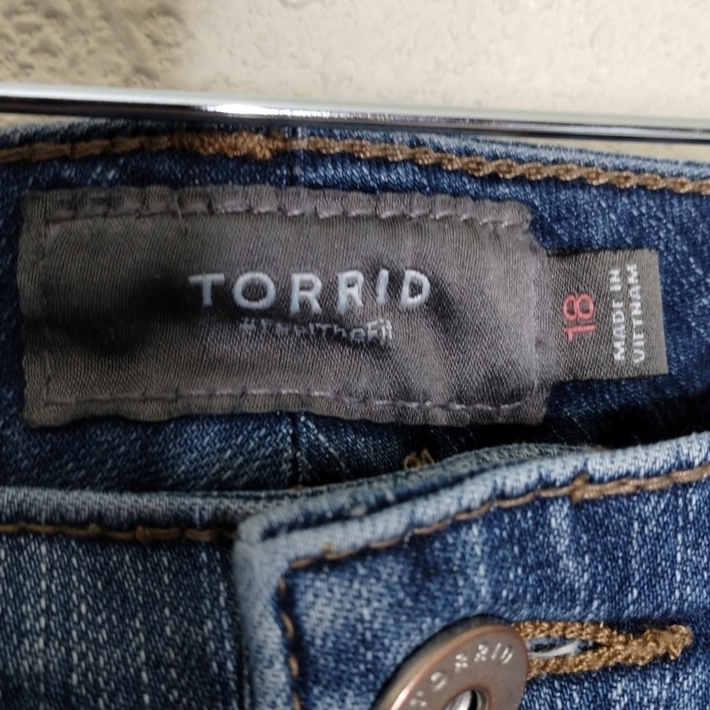 Torrid High Rise Patch Pocket Short Plus Size 18 - Picture 4 of 6